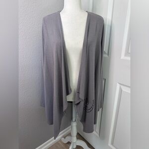 Torrid Disney Alice In Wonderland Cheshire Cat Grey Hacci Drape Front Cardigan